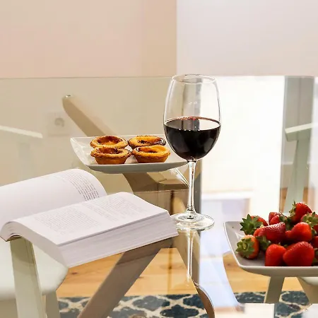 Azzulea Avenida アパート